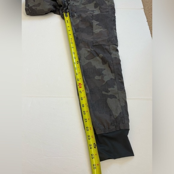 PrAna Sky Canyon Jogger Pants Gray Camo Size 6 - Picture 5 of 11